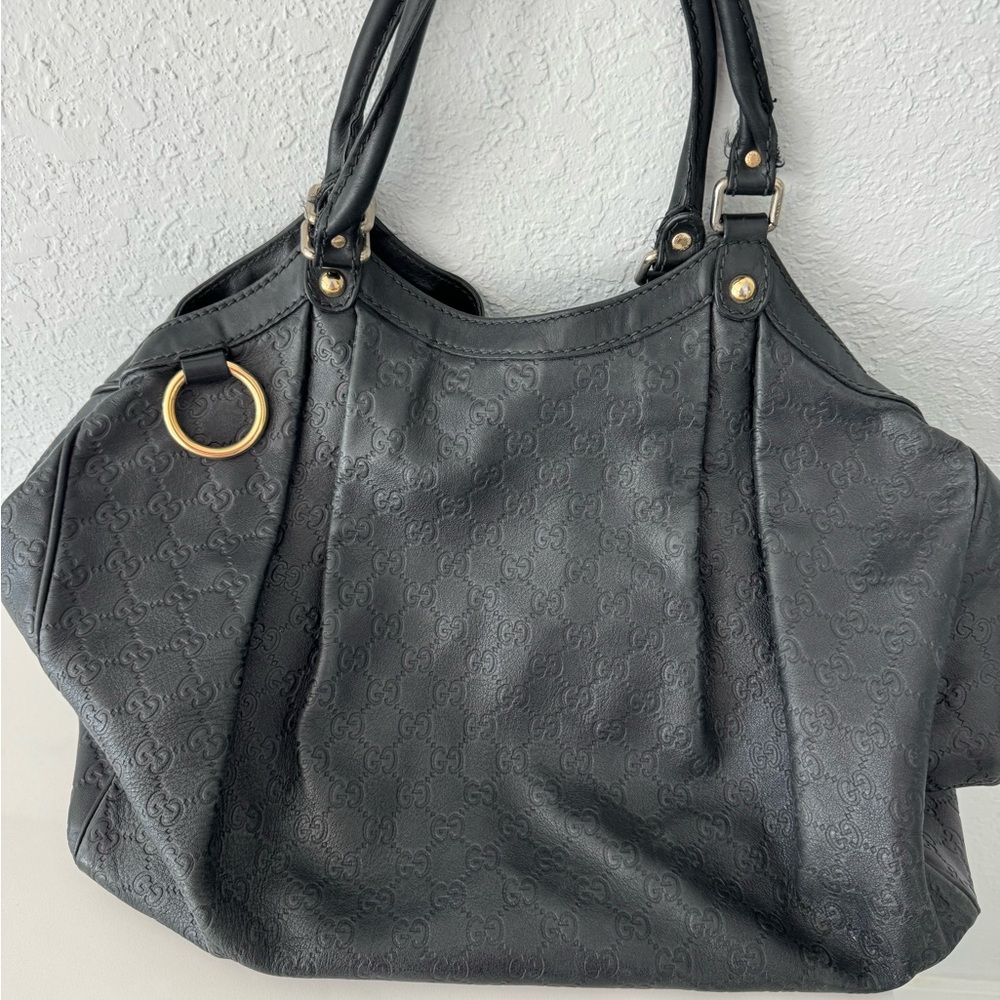 Gucci Signature Large Sukey Tote